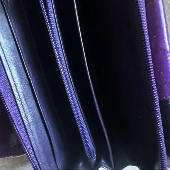 Elegant Purple Women's Wallet Set - Picture 5 of 5